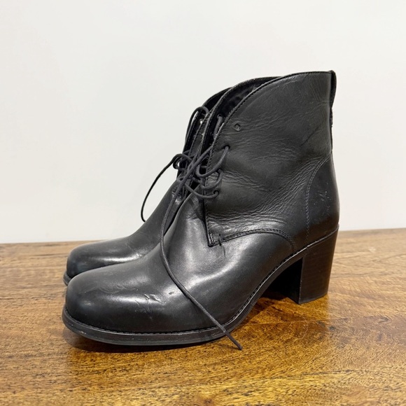 Frye Leather Lace Up Heeled Block Ankle Boots - Picture 6 of 11